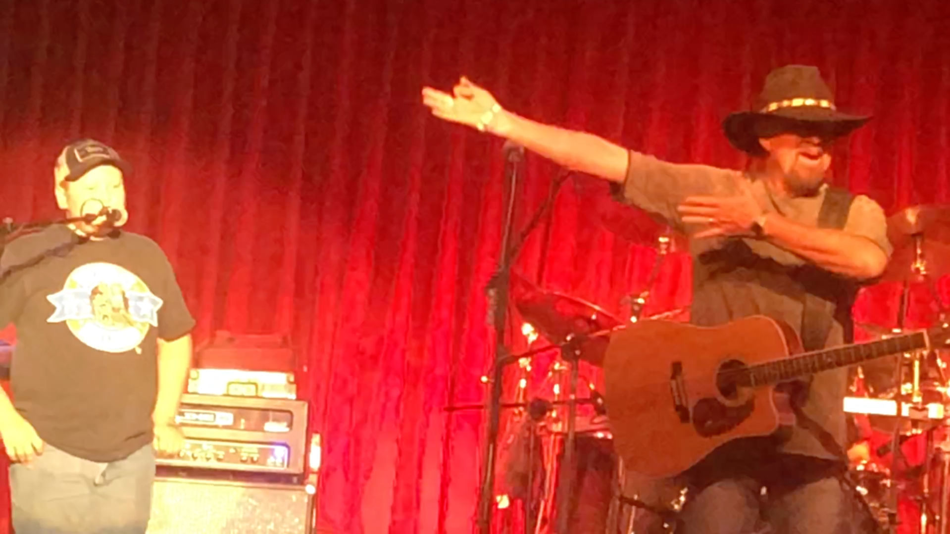 Wyatt Johnson sings with Danny Shirley and Confederate Railroad in West Jefferson